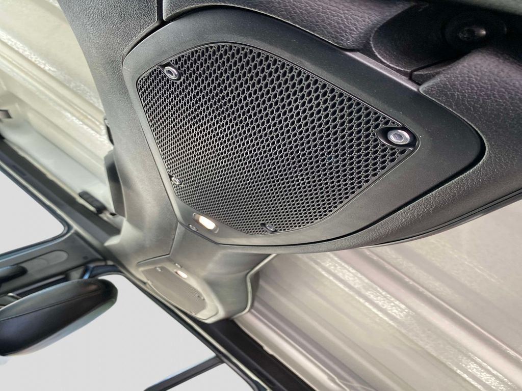 Used 2025 Gray Jeep Rubicon image 14