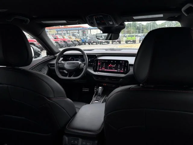 New 2026 White Knuckle Exterior Paint Dodge R/T Plus image 16