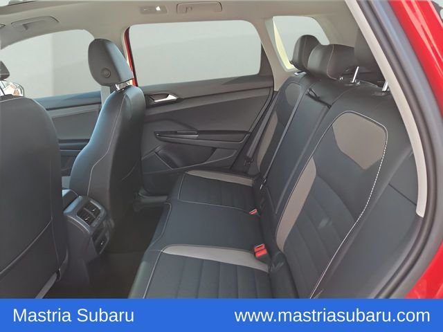 Used 2023 Red Volkswagen 1.5T SEL image 38