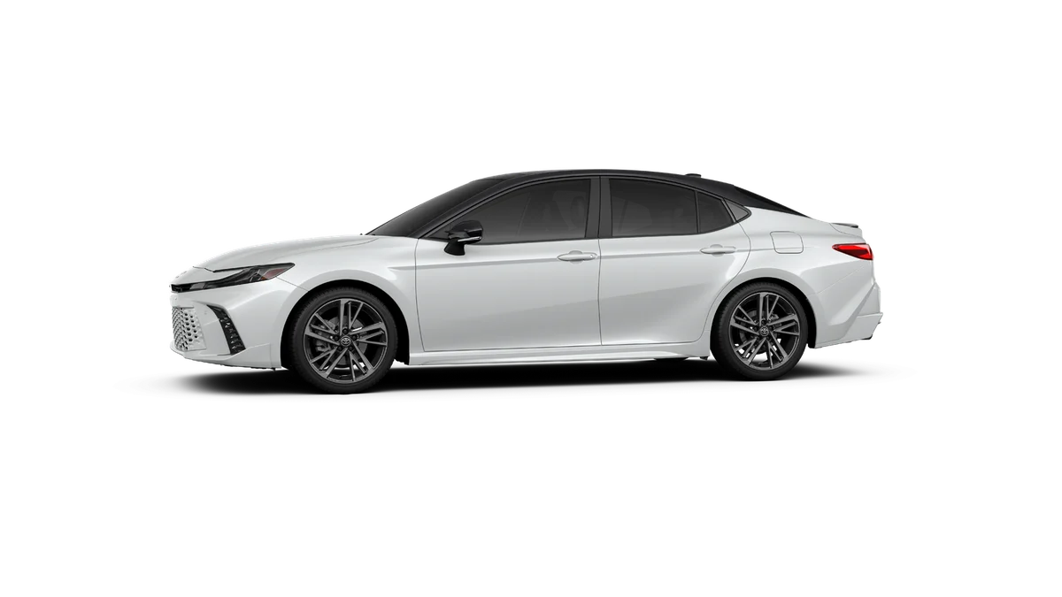 New 2027 Wind Chill Pearl with Midnight Black Metallic roof Toyota XSE image 3