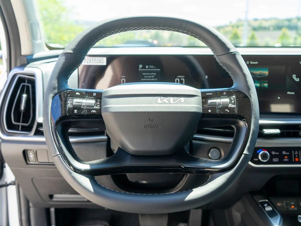 New 2026 Glacial White Pearl Kia S image 15