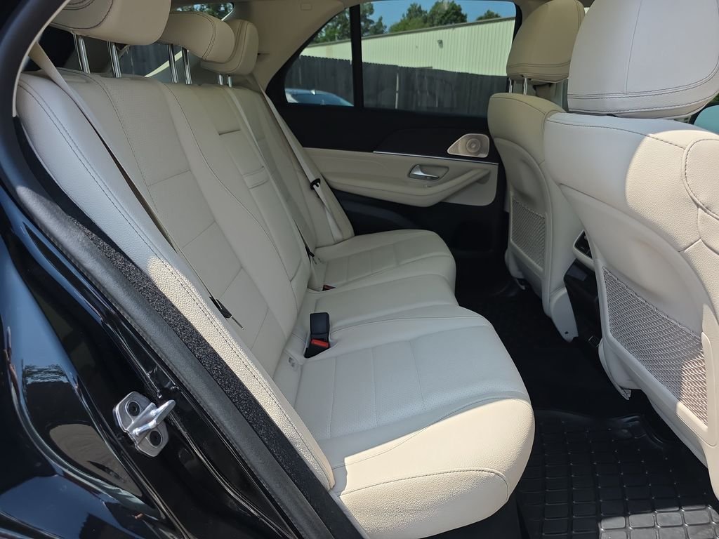 Certified Used 2024  Mercedes-Benz GLE 450 image 15