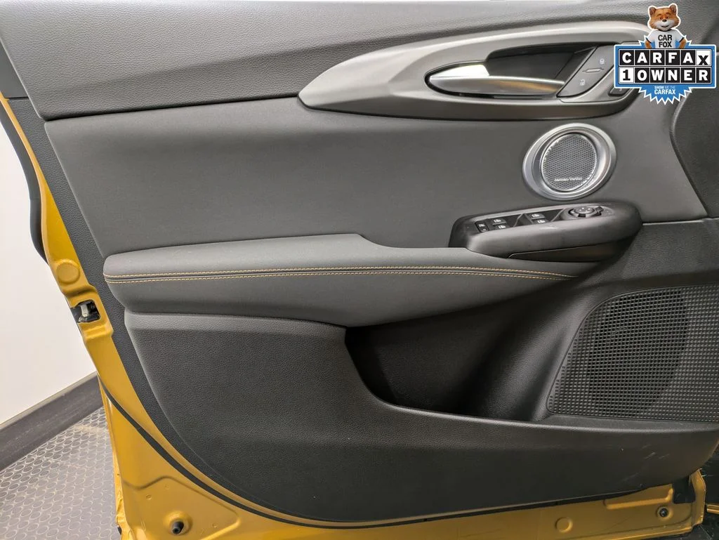 Used 2026  Alfa Romeo  image 8