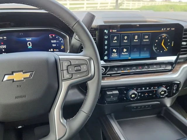New 2026 Summit White Chevrolet LT DRW image 26
