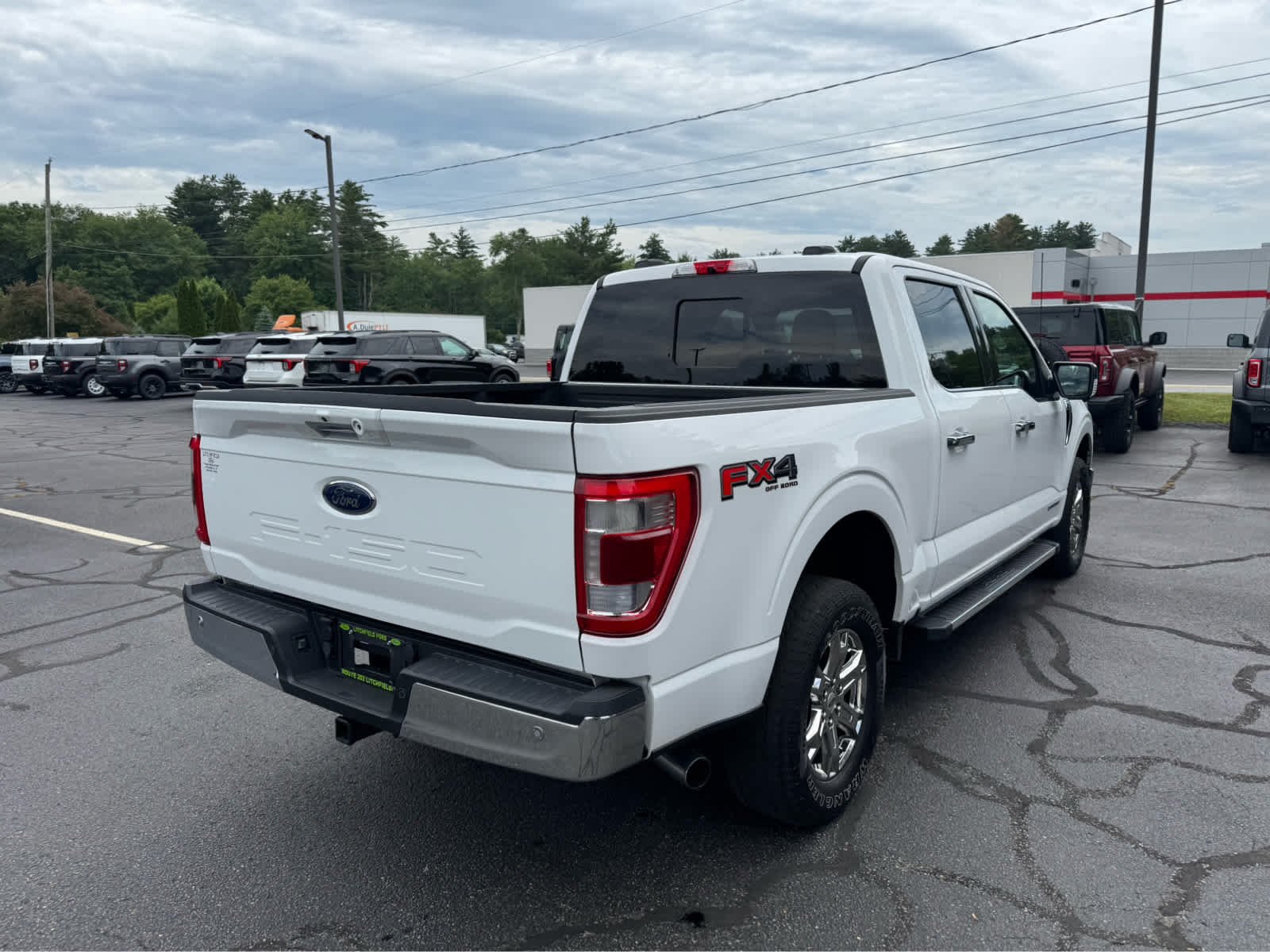 Certified Used 2021 Oxford White Ford LARIAT image 6
