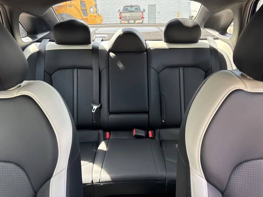 Used 2025 Yacht Blue Kia GT-Line image 28