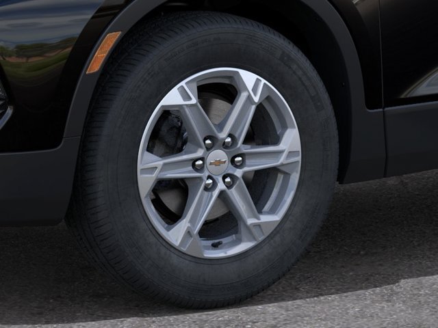 2026 Chevrolet Blazer photo 9 of 33