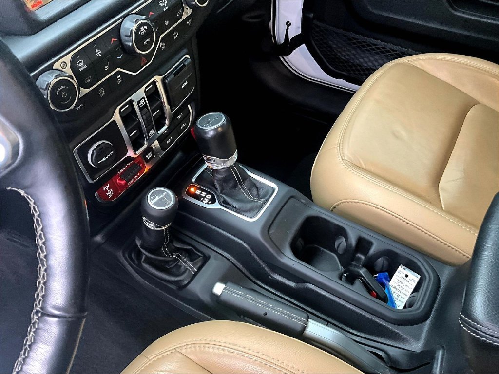 Used 2019 White Jeep Unlimited Rubicon image 20