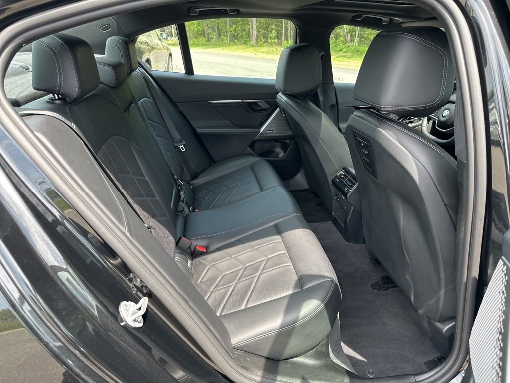 Used 2026 Black Sapphire Metallic BMW 530i xDrive image 23