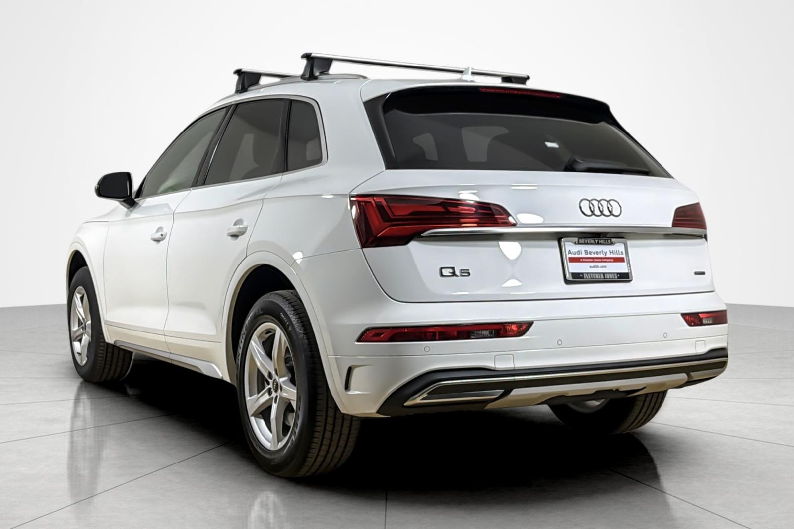 Used 2023 Ibis White Audi Premium 40 TFSI quattro image 3