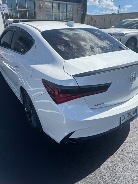 Used 2022 Platinum White Pearl Acura with Premium and A-Spec Package image 5