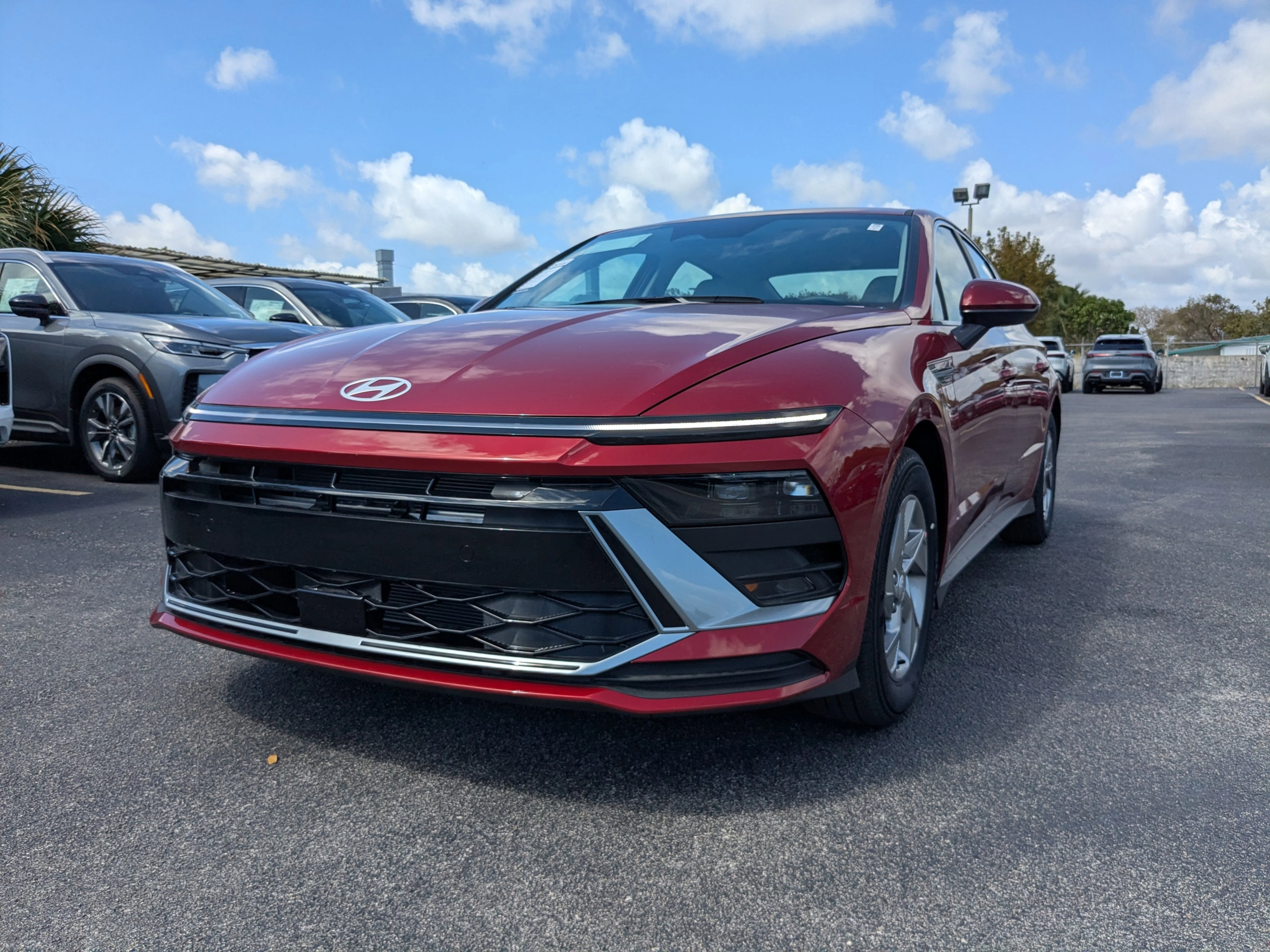 2025 Hyundai Sonata SE - Photo 9