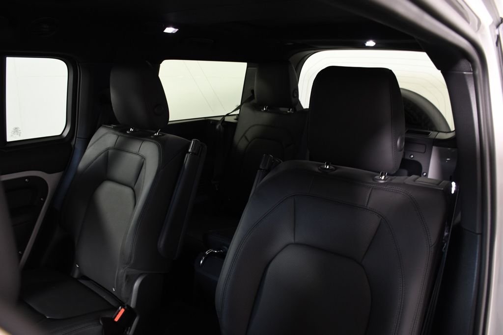 New 2026 Borasco Grey Land Rover X-Dynamic SE image 28