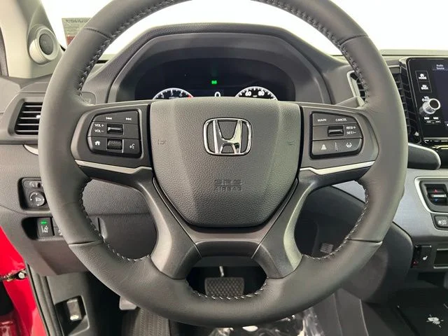 New 2026 Radiant Red Metallic II Honda RTL image 13