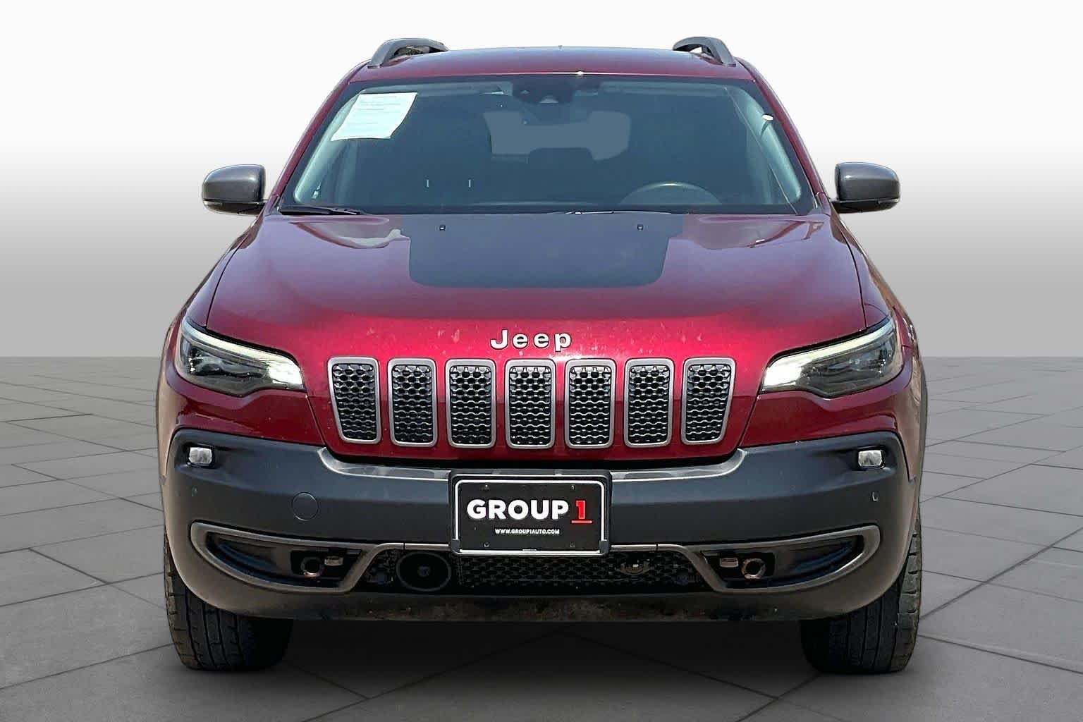 Used 2021 Velvet Red Pearlcoat Jeep Trailhawk image 4