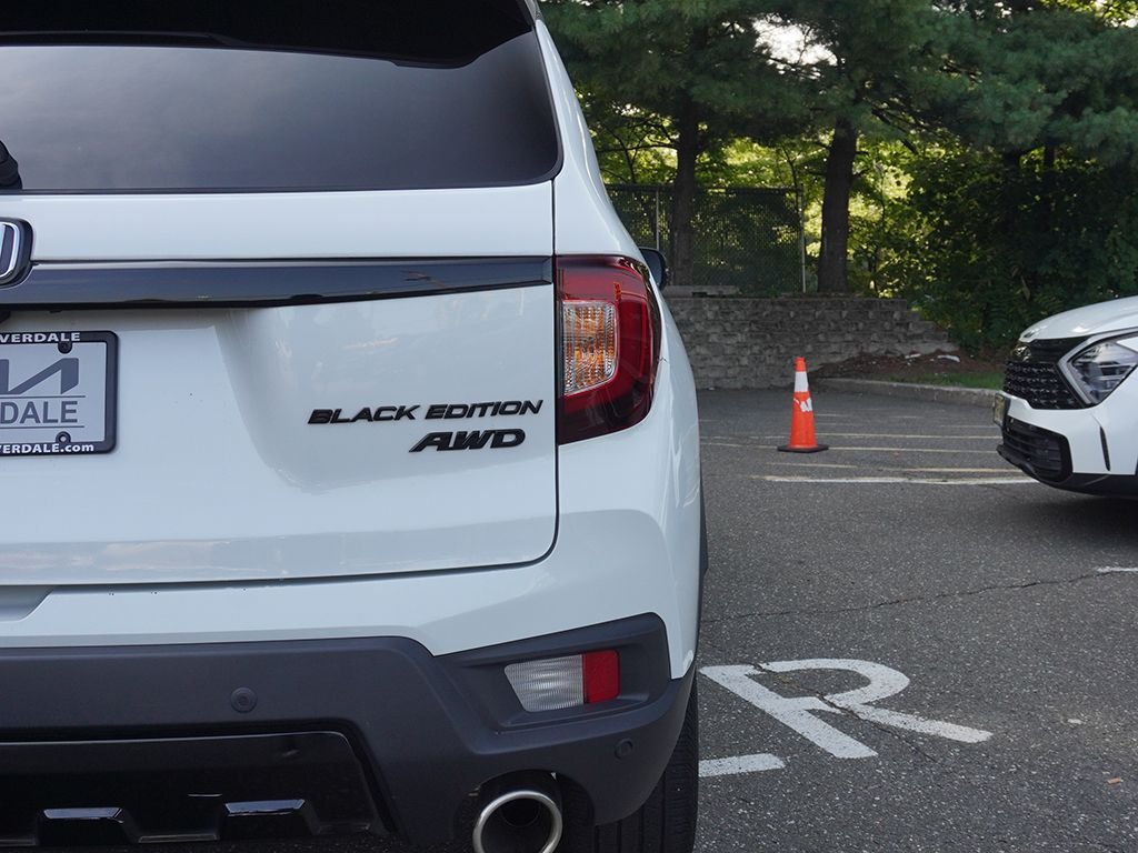 Used 2024 White Honda Black Edition image 19