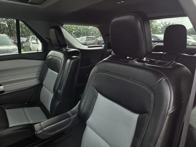 Used 2024 White Ford XLT image 34