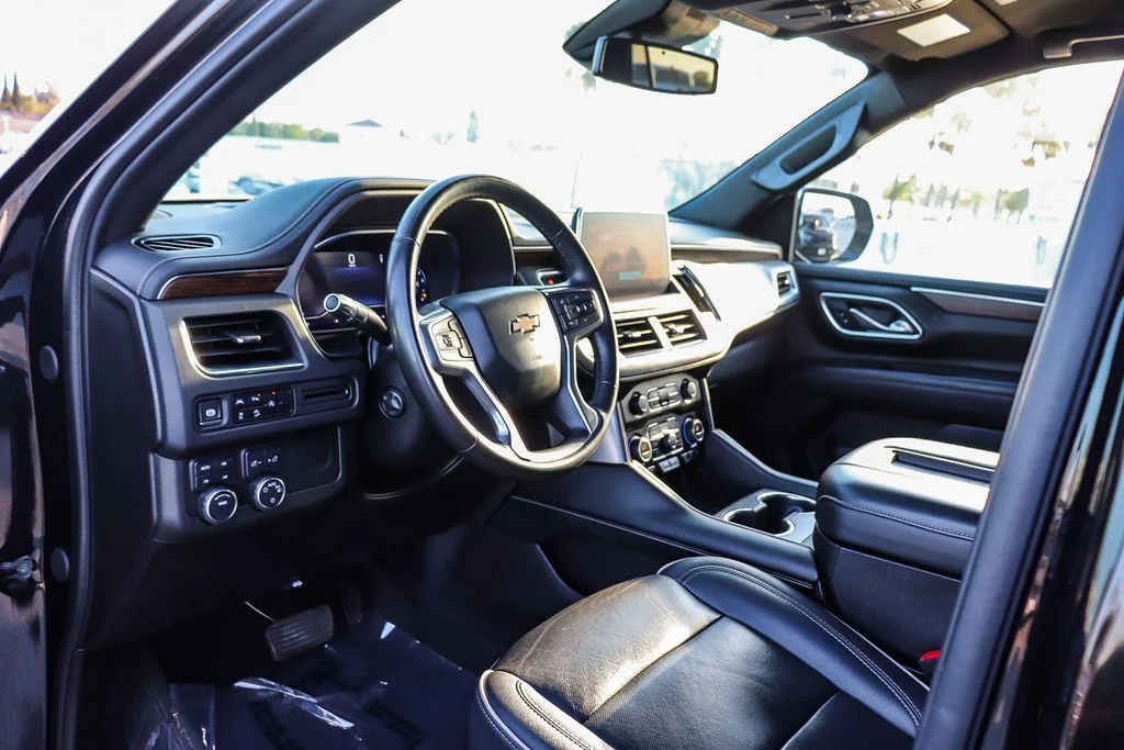 Used 2024 Black Chevrolet Premier image 22