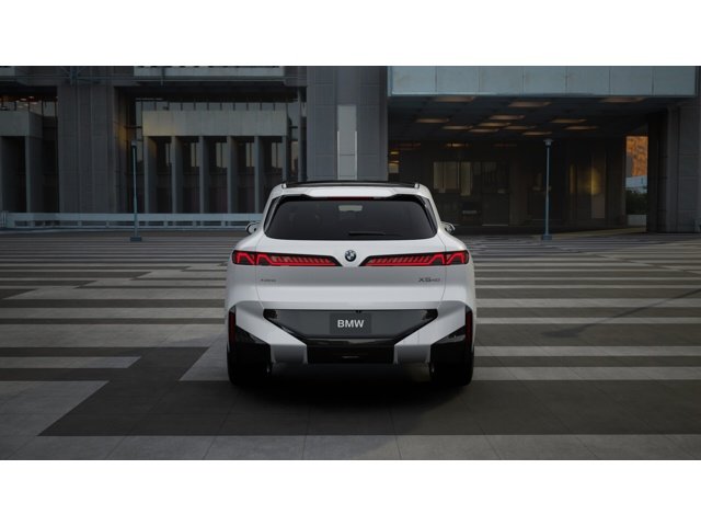 New 2027 Mineral White Metallic BMW  image 5