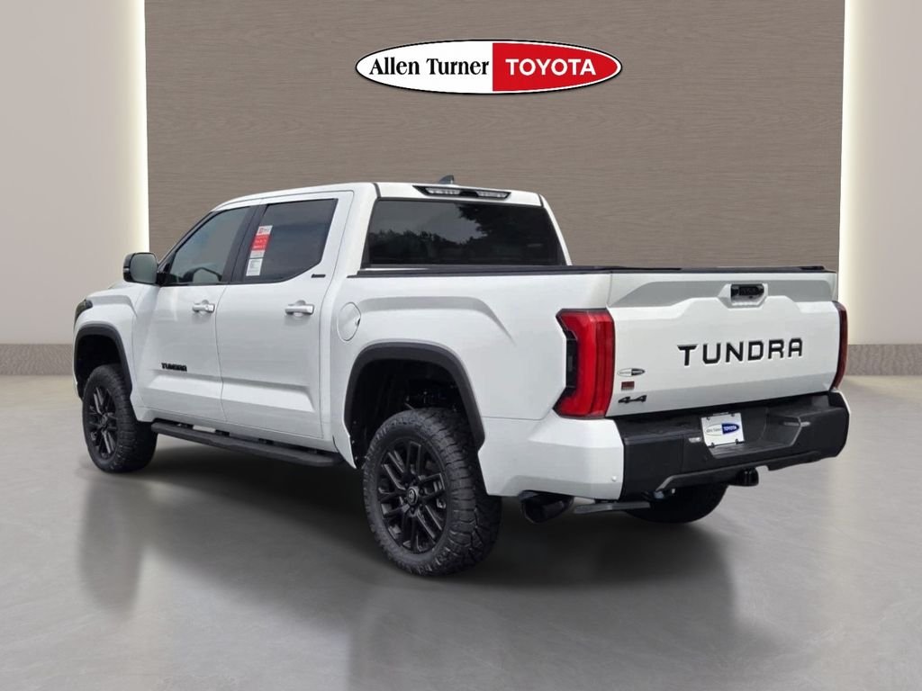 2026 Toyota Tundra Limited - Photo 8