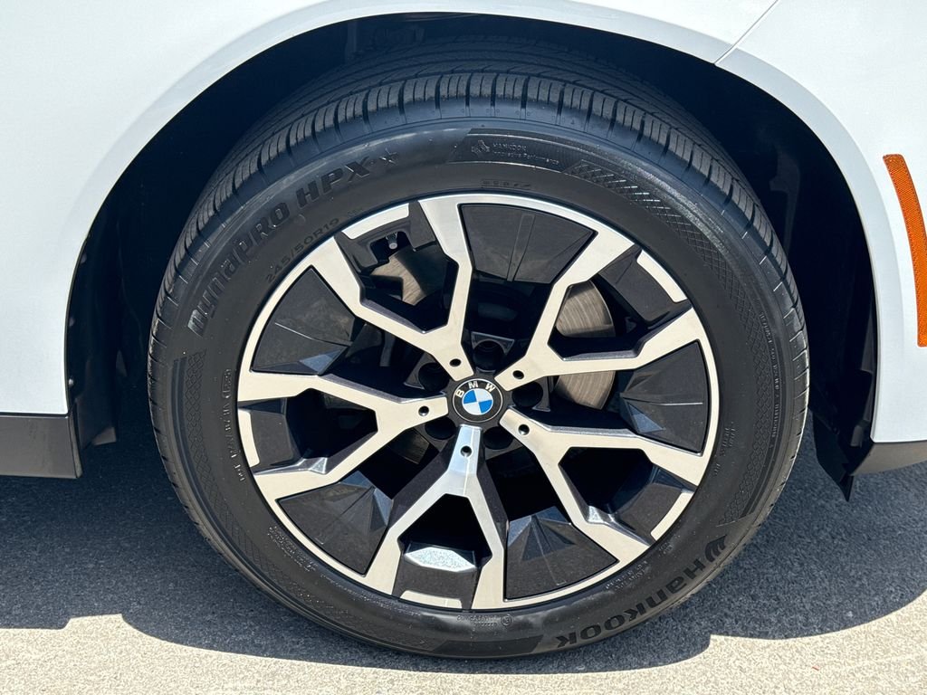 Used 2025 White BMW 30 xDrive image 7