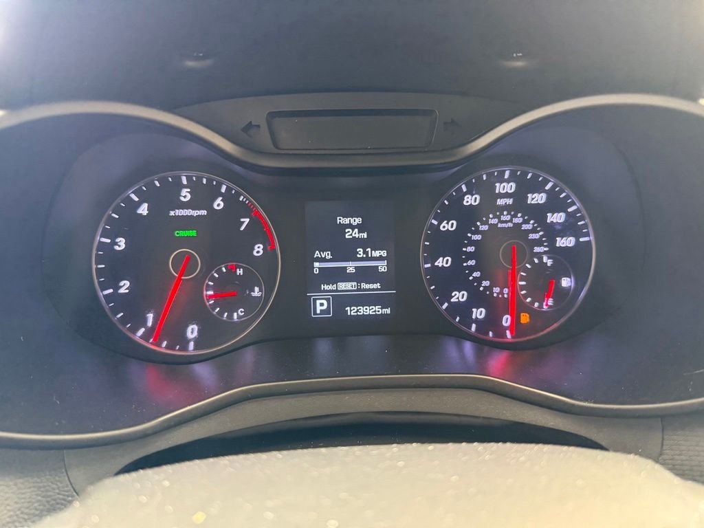 Used 2016 Silver Hyundai Turbo image 17