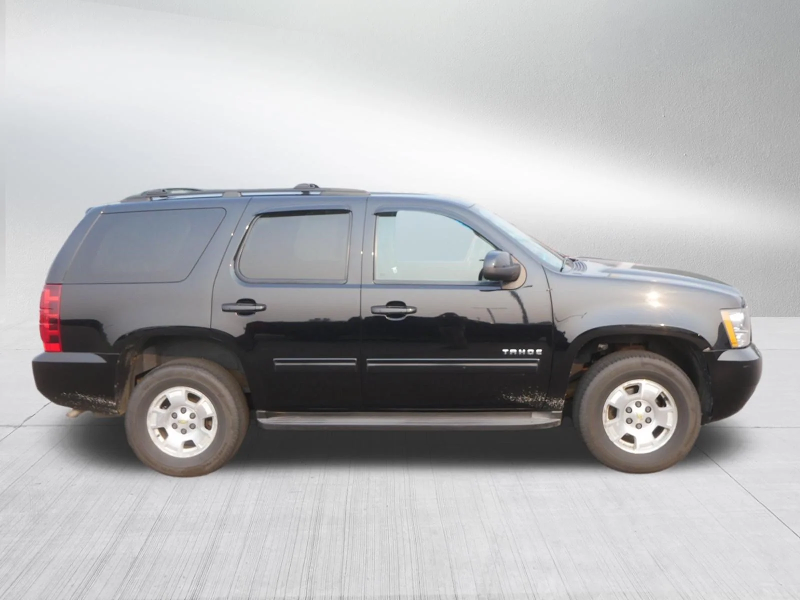 Used 2013 Black Chevrolet LS image 2