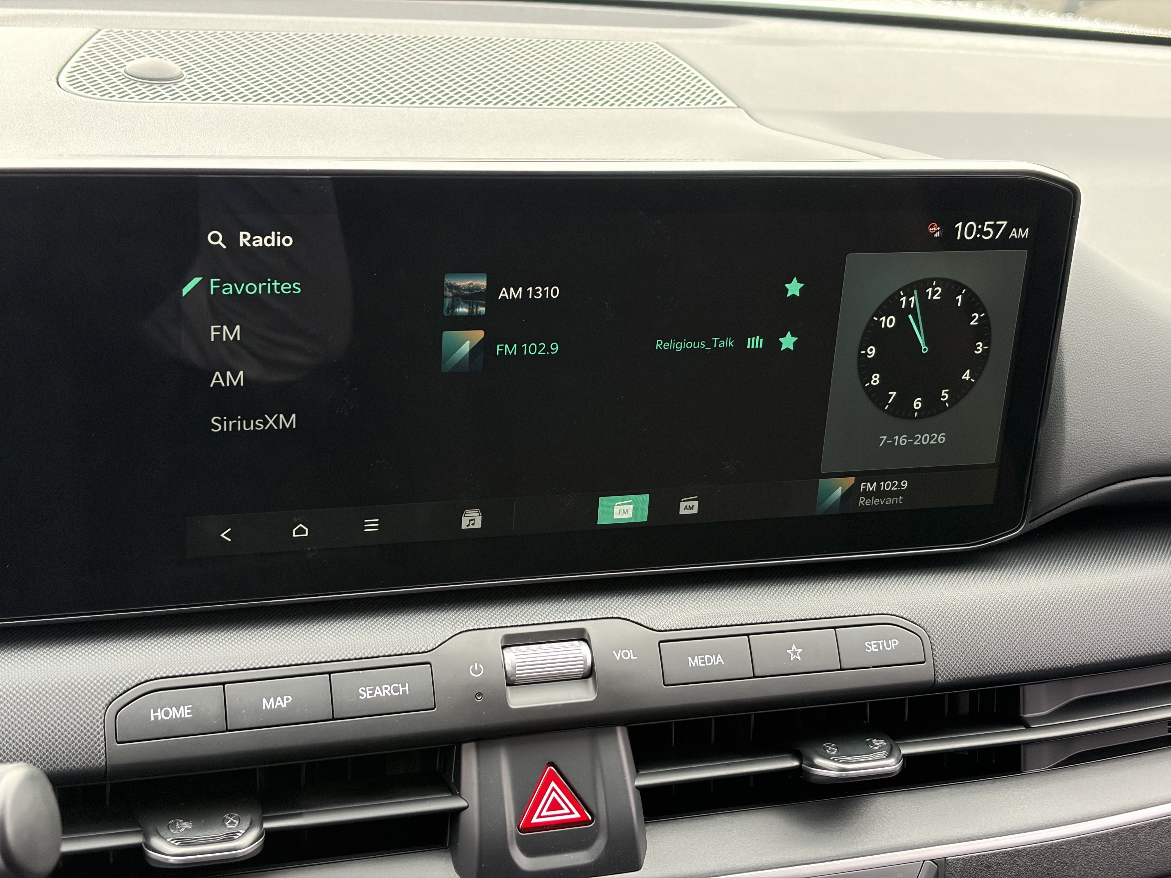 New 2026 Snow White Pearl Kia LXS image 24