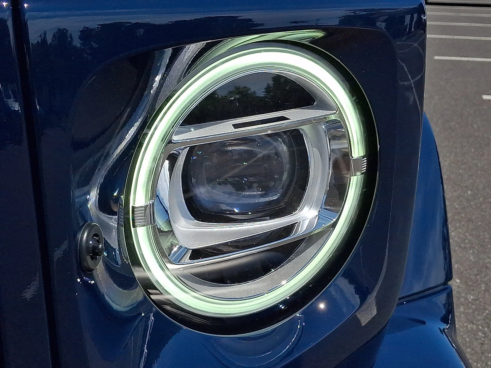 Used 2027 Twilight Blue Metallic Mercedes-Benz AMG® G 63 image 9