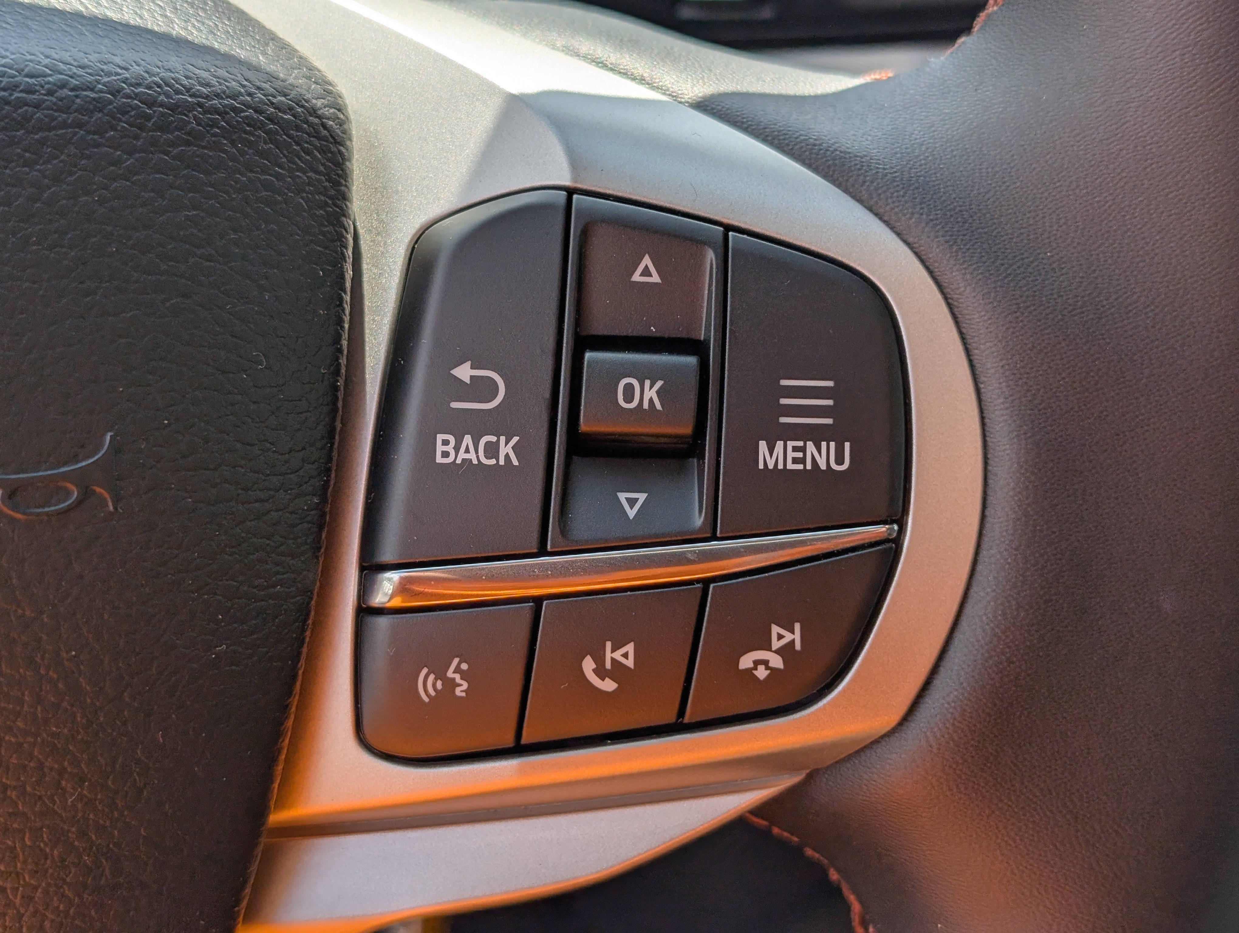 New 2026 Agate Black Metallic FORD Active image 20