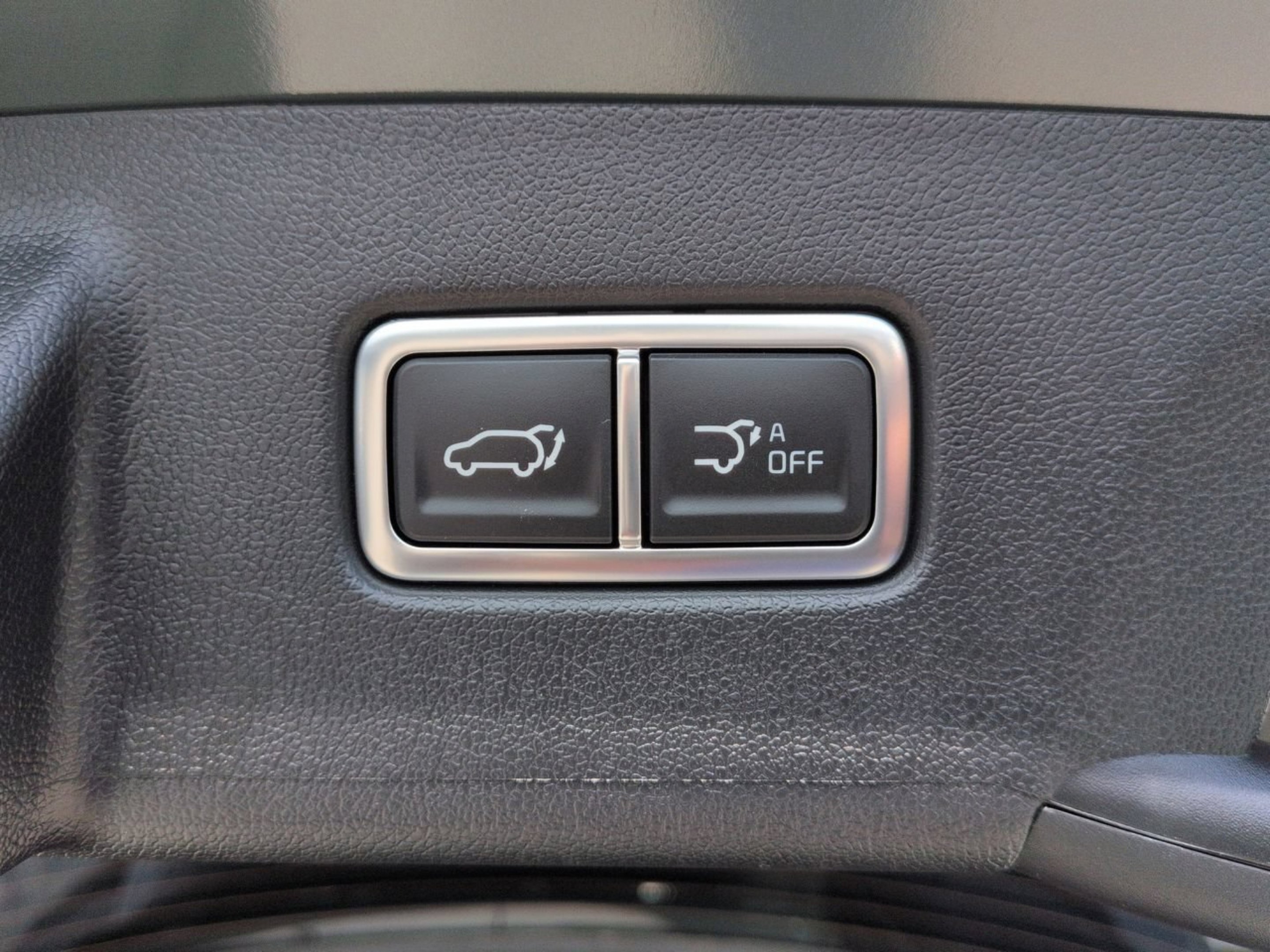 New 2026 Mineral Blue Kia EX image 11