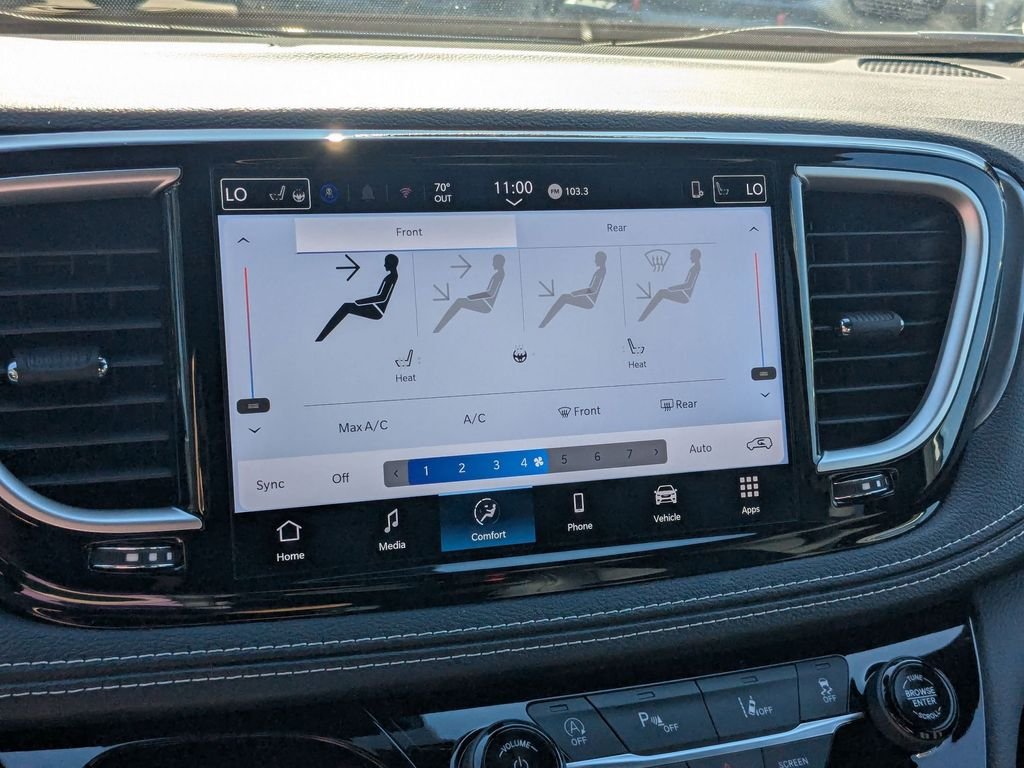 2026 Chrysler Pacifica Select - Photo 26