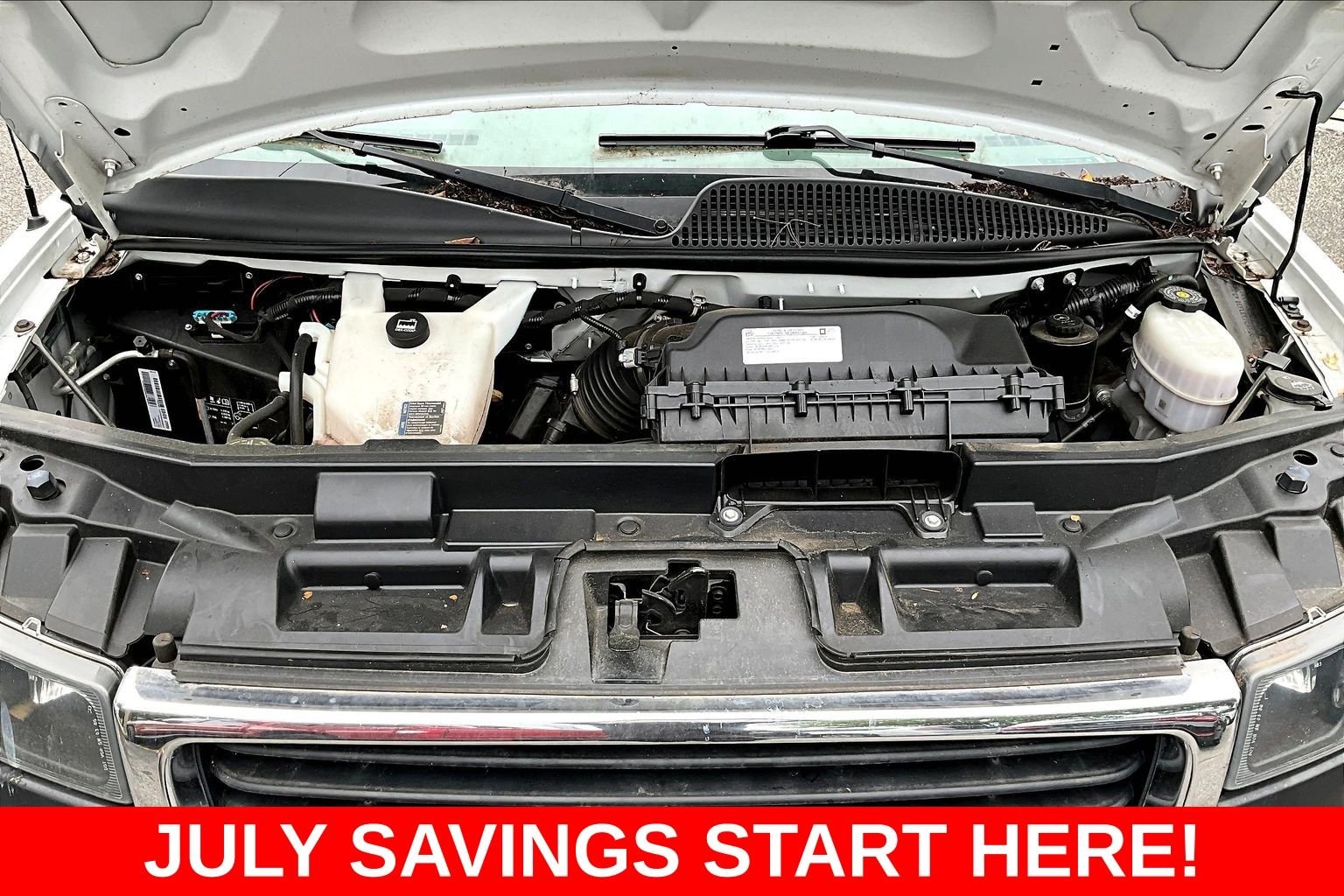 Used 2021 White GMC Work Van image 28