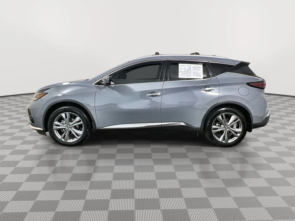 Certified Used 2023 Gray Nissan Platinum image 5