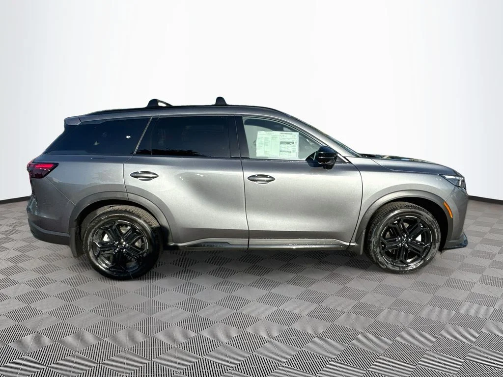 New 2027 GRAPHITE SHADOW INFINITI Sport AWD image 4