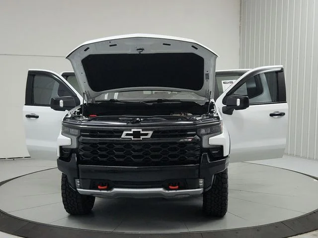 Used 2022 White Chevrolet ZR2 image 10