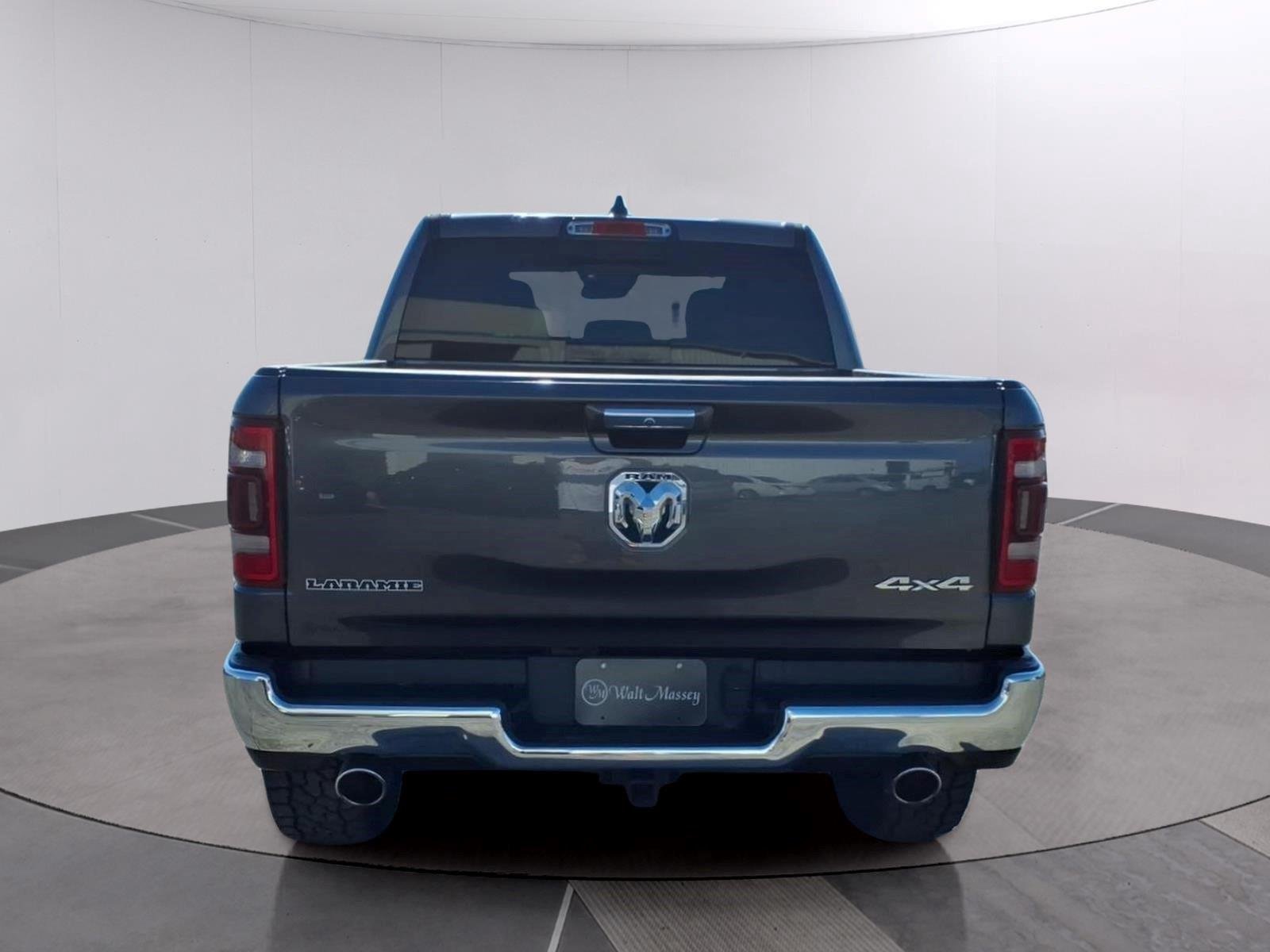 Used 2021 Granite Crystal Metallic Clearcoat Ram Laramie image 4
