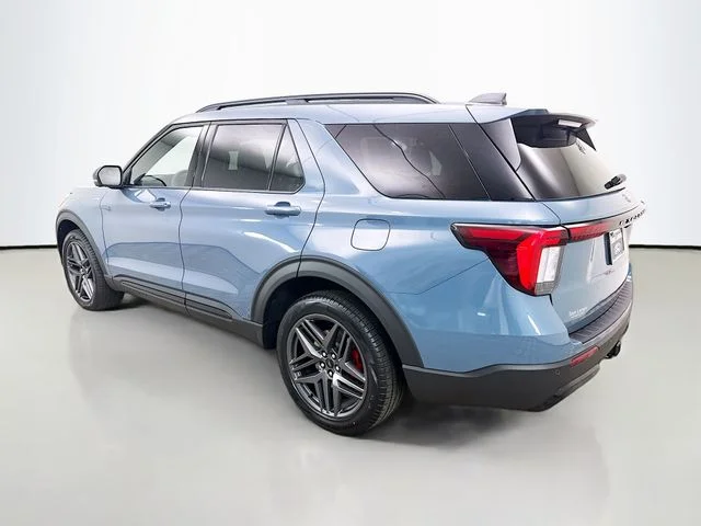 New 2026 Vapor Blue Ford ST-Line image 5