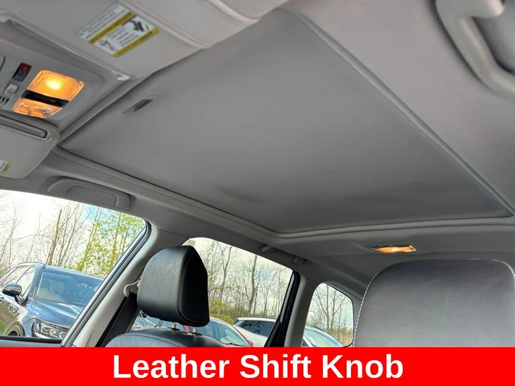 Used 2017 Silver Subaru 2.5i Limited image 18