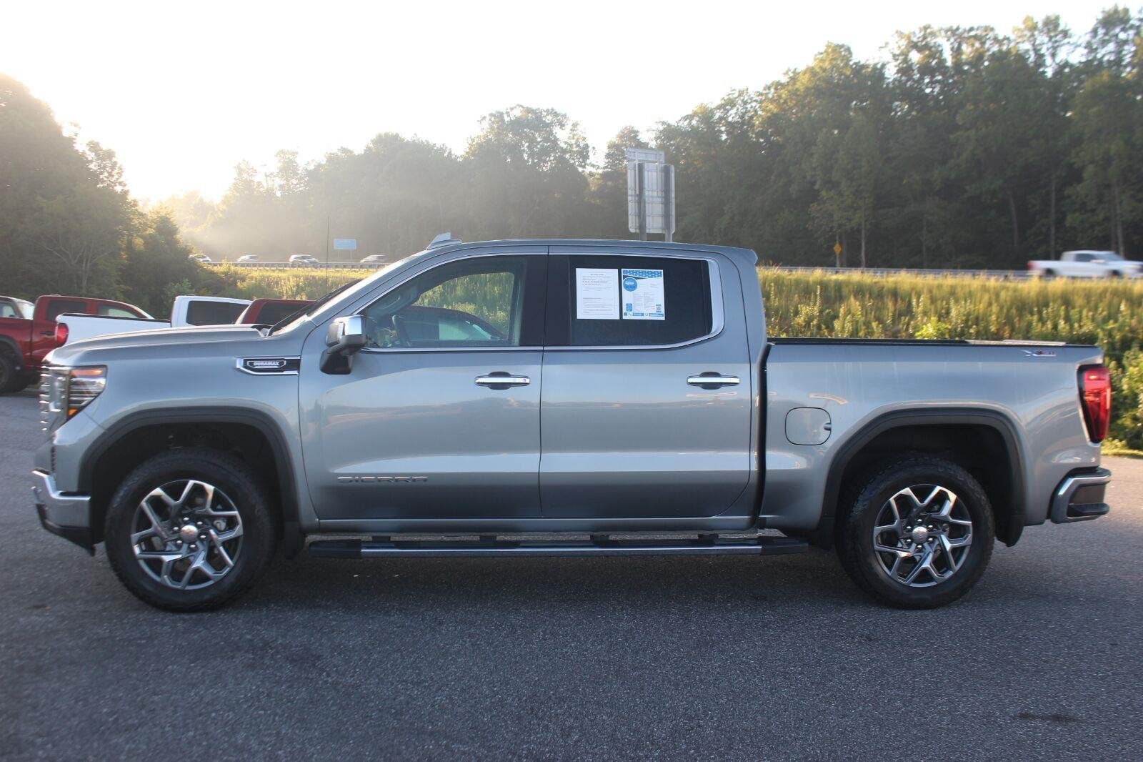 Used 2026 Sterling Metallic GMC SLT image 4