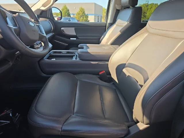 Used 2025 Blue Ford Active image 17