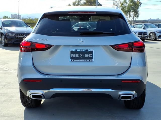 New 2026 Silver Mercedes-Benz GLA 250 image 22