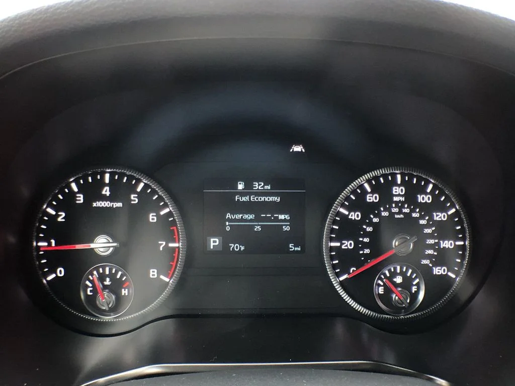Used 2022 Black Kia EX image 36