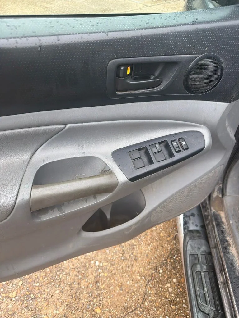 Used 2013 Gray Toyota PreRunner image 12