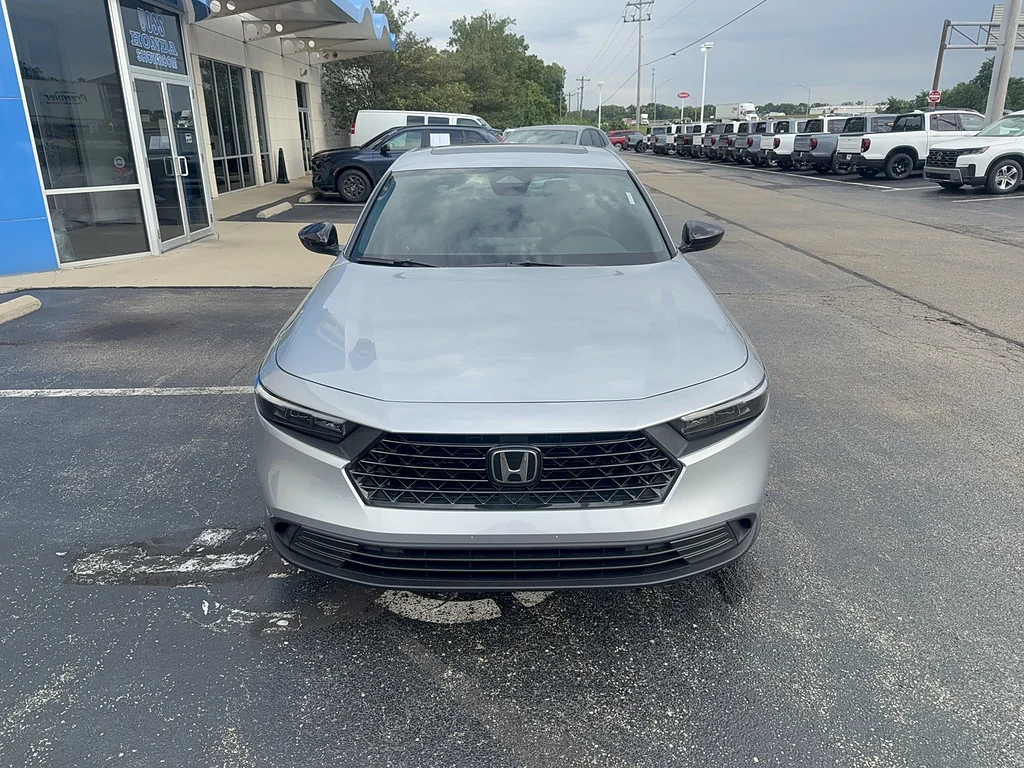 New 2026 Solar Silver Metallic Honda Sport image 2