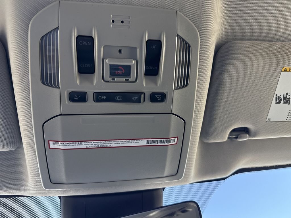 2021 Toyota Highlander XLE - Photo 26
