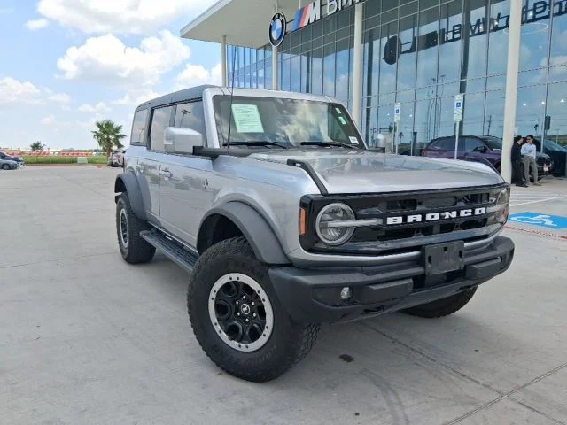 2024 Ford Bronco Outer Banks 4x4's photo