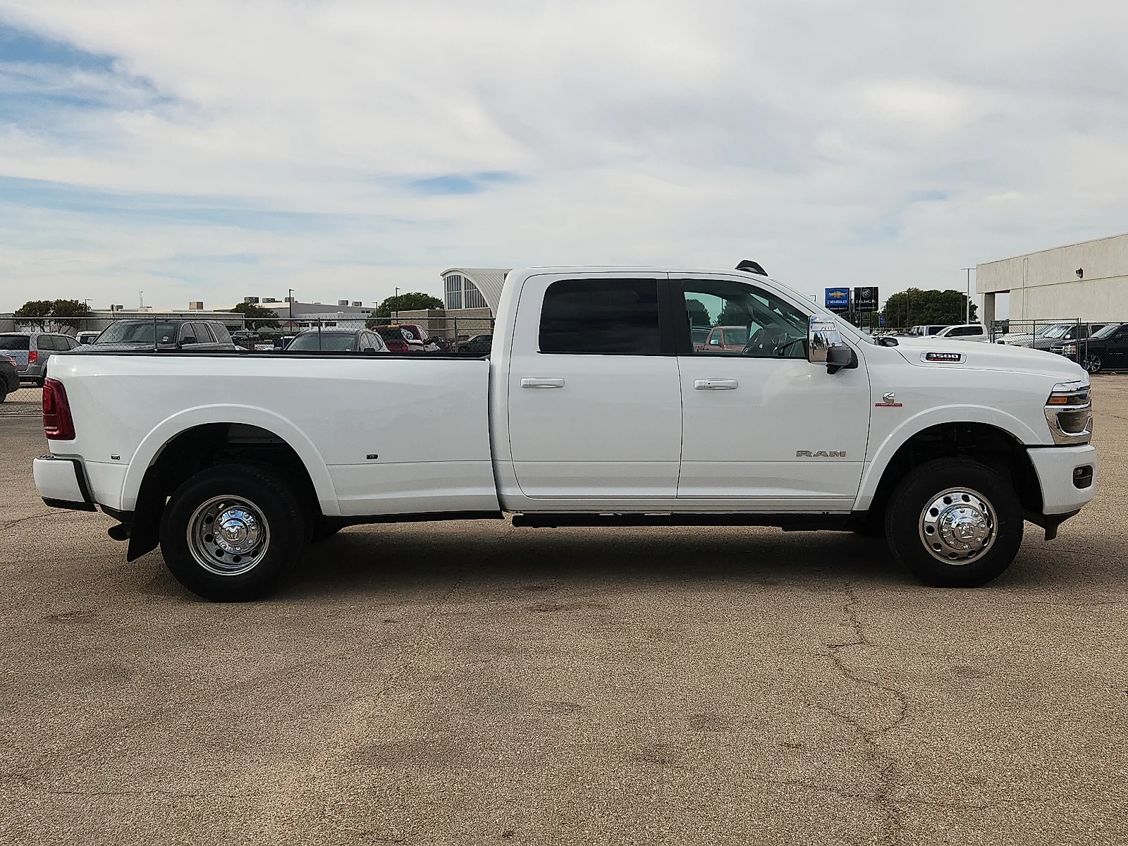 New 2027 Bright White Clear-Coat  Paint Ram LARAMIE CREW CAB 4X4 8