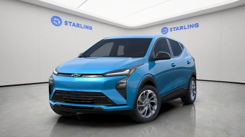 2027 Chevrolet Bolt LT - Photo 8