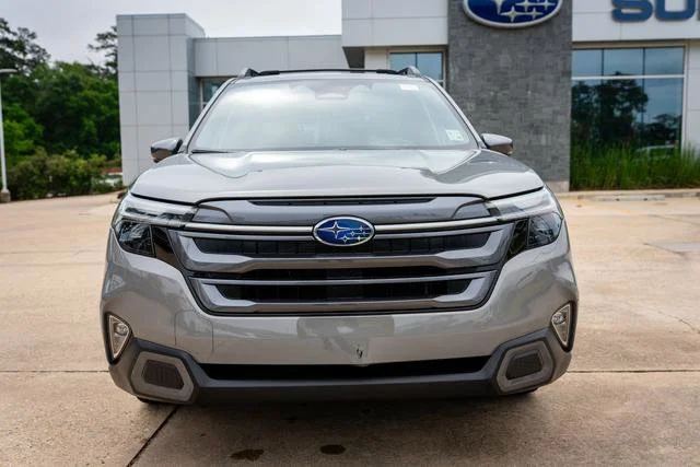 Certified Used 2025 River Rock Pearl Subaru Limited image 12
